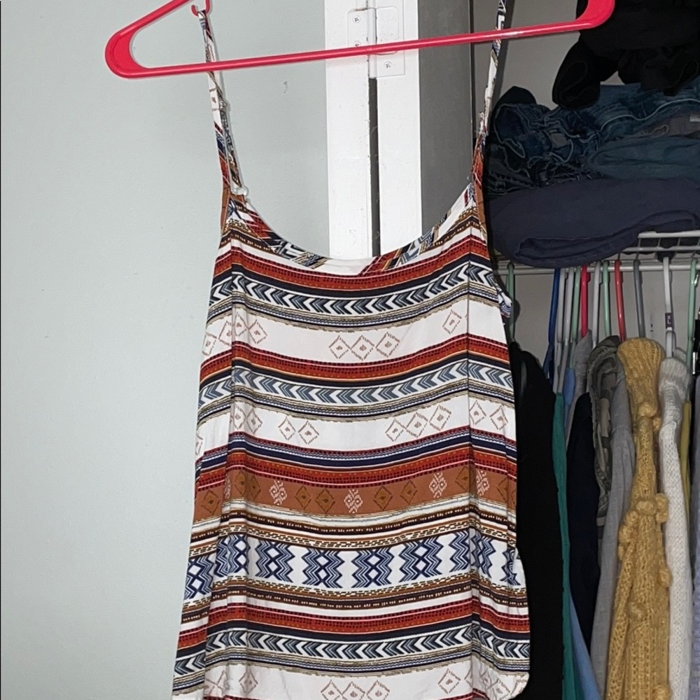 Patterned top